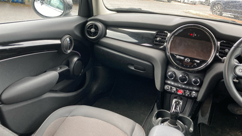 MINI Cooper 1.5 C Classic 5dr Auto Petrol Hatchback